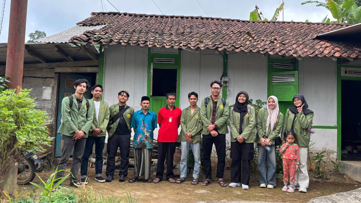 Foto bersama Ketua Poktan Gunturmadu